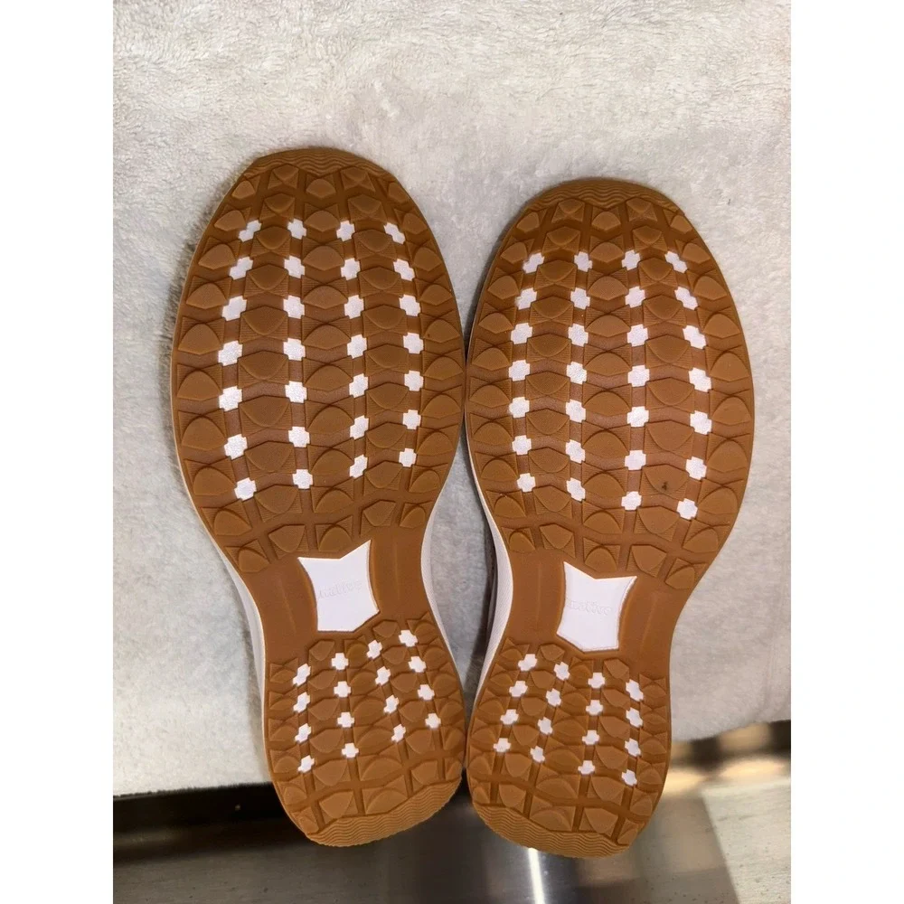 Native Pink Apollo Perforated Sneakers Women's Size 7 EUC - Picture 7 of 9